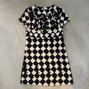 Karta Black and White Patterned Dress
Needs a little tlc